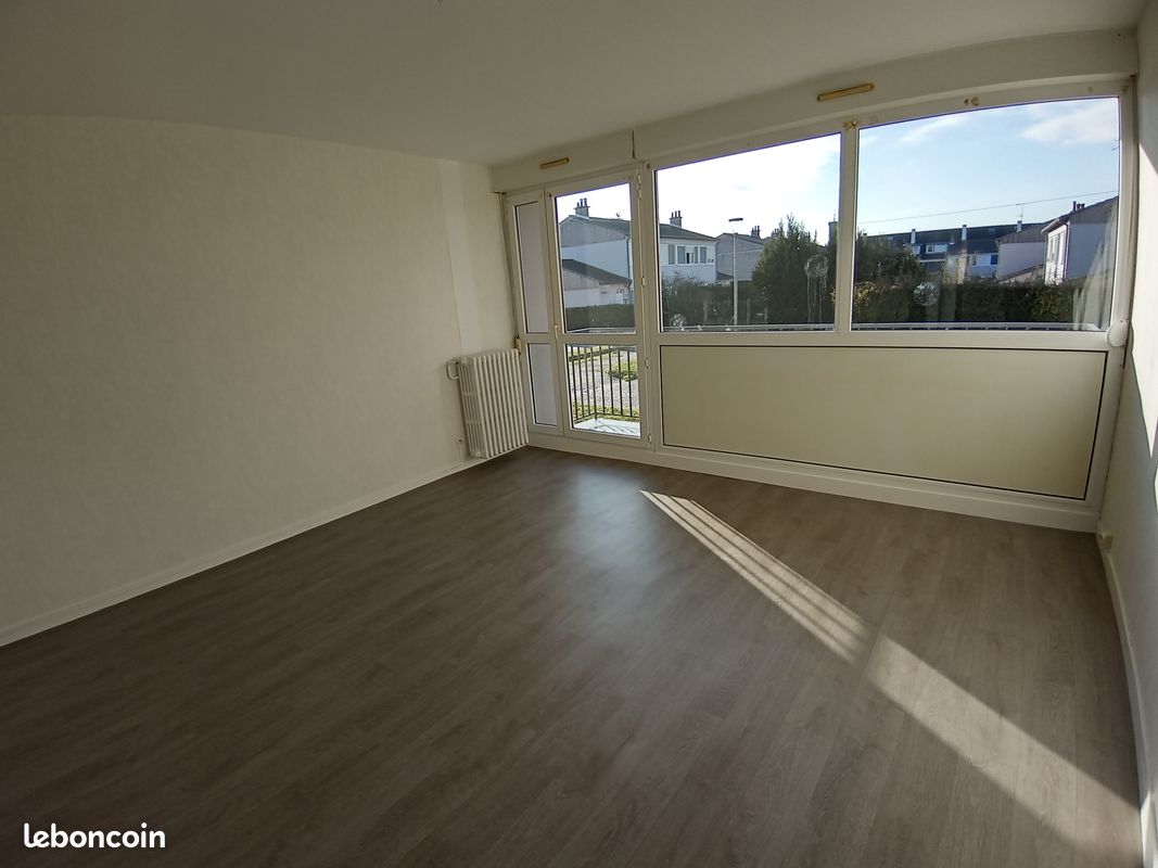 Appartement 4 pièces 79 m² · à Sées · 79 m² · 517 €/mois