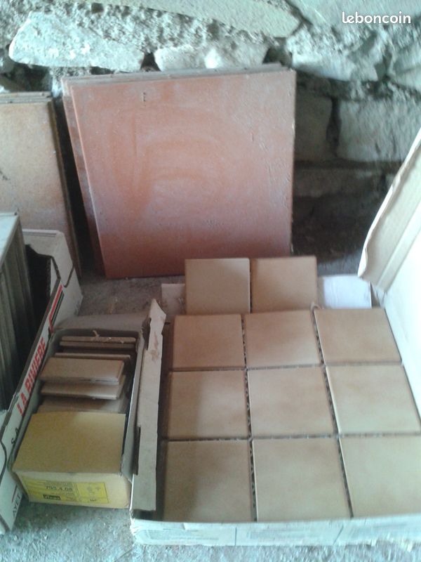MATERIAUX : TUYAUX PVC / DRAINS / GRILLAGES / TOLES / COLLIERS CHENEAUX...à partir de 1 (image 11)