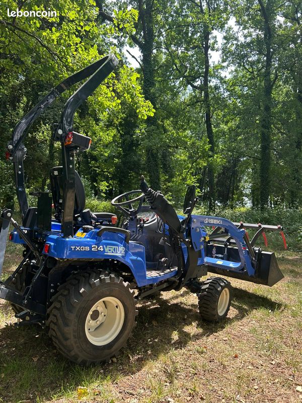 Tracteur compact avec chargeur Iséki TXGS24 (image 2)