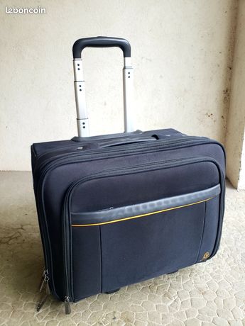 Valise cabine Louis Vuitton d'occasion - Annonces accessoires et bagagerie  leboncoin