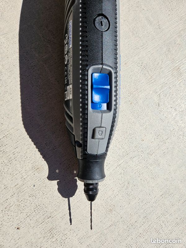 Mandrin Auto-Serrant Dremel 0.4-3.4 Mm – Changement Ultra-Rapide Et Sécurisé – Accessoire Indispensable !