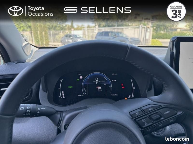 Toyota Yaris 116h Design 5p MY25 (image 13)
