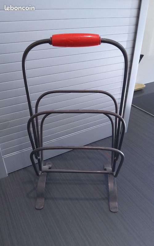 Porte revue (image 1)