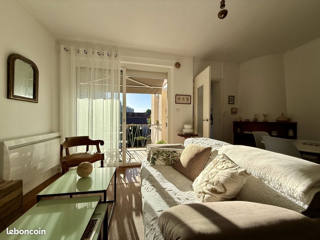 Immeuble 121 m² · à Montauban · 121 m² · 318 000 €