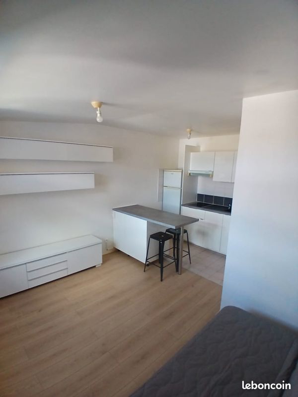 Appartement 1 pièce 22 m² · à Savigny-sur-Orge · 22 m² · 650 €/mois