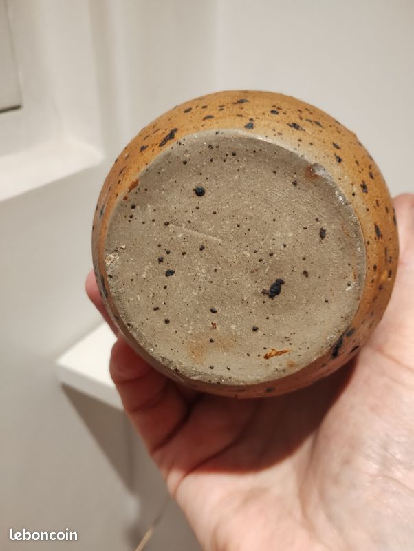 Vase bouteille en grès pyrite terre de Puisaye Charles Gaudry avec un élégant col (image 6)
