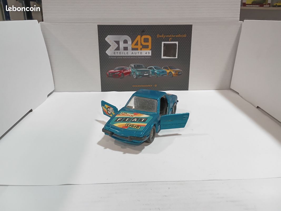 Lot 6 Voitures 2 CV Michelin Délices... Norev 1/43 + Camionnette Corgi