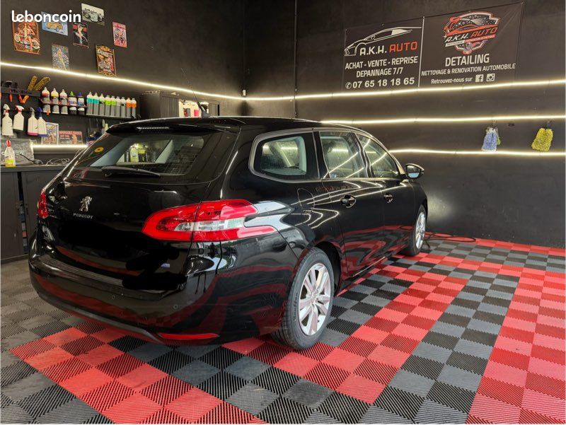 Peugeot 308. 1.6 bluehdi. 120 cv. 5 portes 5 places (image 5)