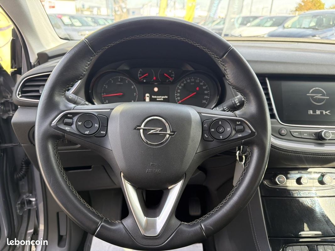 Opel Grandland X 1.2 Turbo 130ch Design Line (image 21)