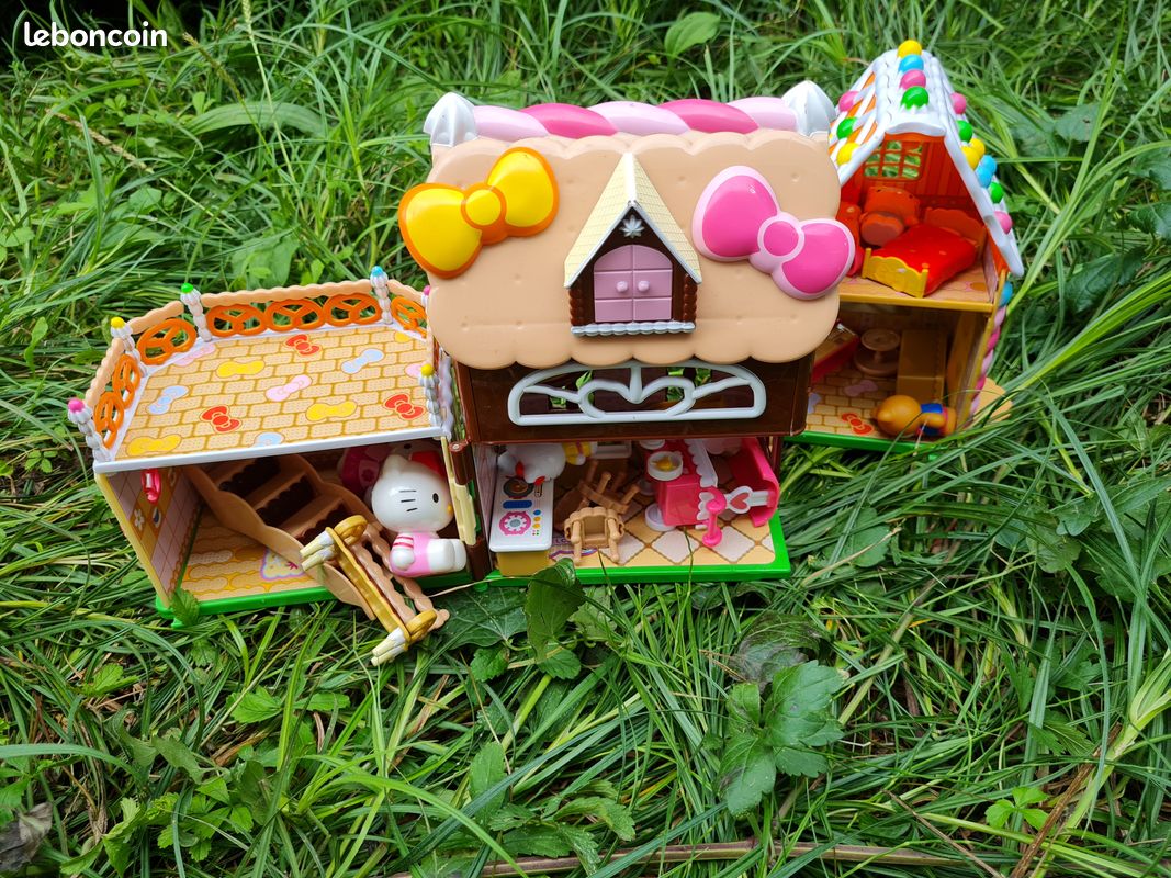 Maison Pain d'épices Hello Kitty (image 3)