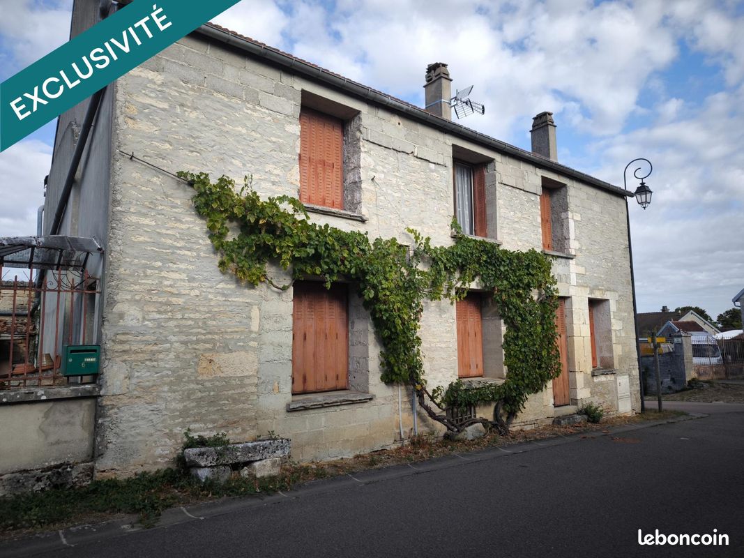 Maison 5 pièces 120 m² · à Molesme · 120 m² · 95 000 €