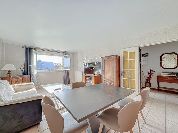 Appartement 5 pièce(s) 96 m²à vendre Eragny