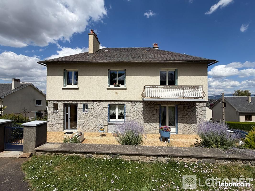 Appartement 4 pièces 81 m² · à Saint-Flour · 81 m² · 147 000 €