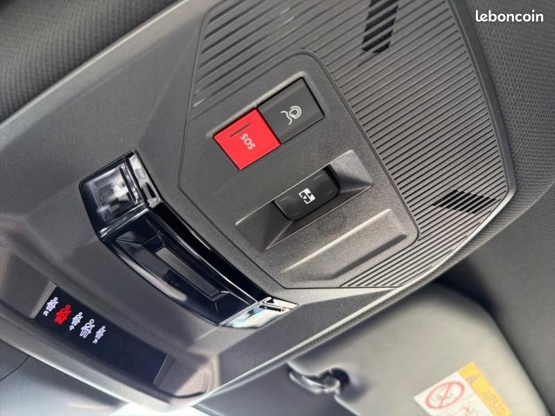 Peugeot 308 PHEV 225ch GT Pack e-EAT8 (image 30)