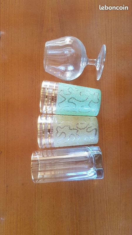 16 verres vintage avec liserets doré (image 3)