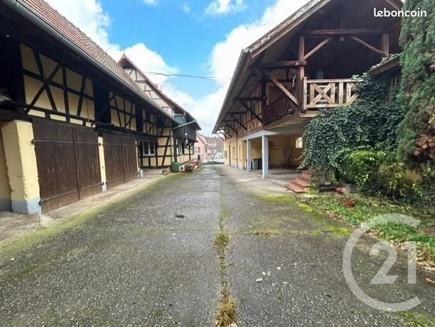 Ferme 11 pièces 300 m²