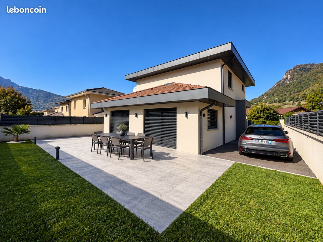Maison 5 pièces 136 m² · à Cluses · 136 m² · 544 000 €