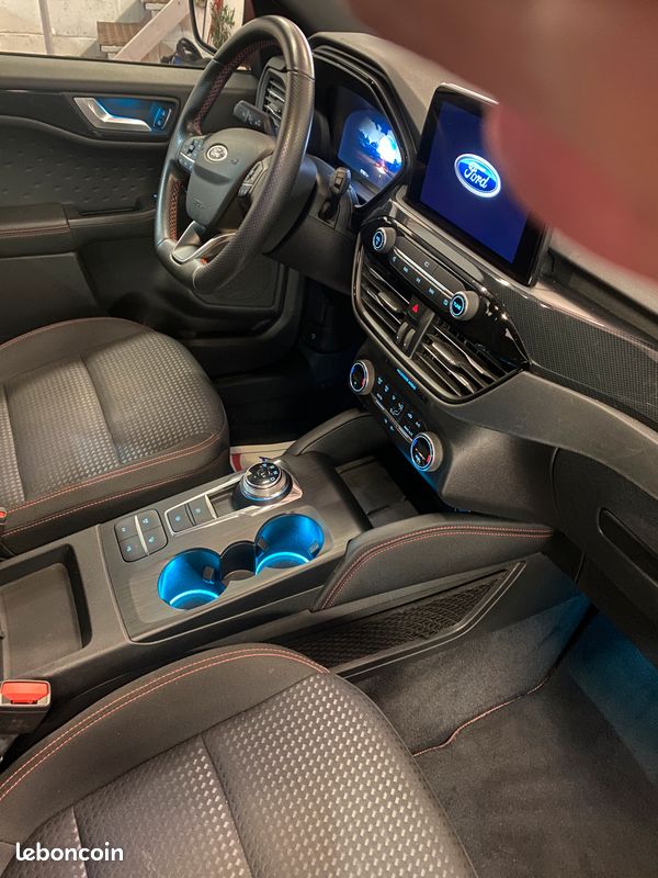 Ford Kuga 2,5 PHEV hybride 1ére main (image 3)