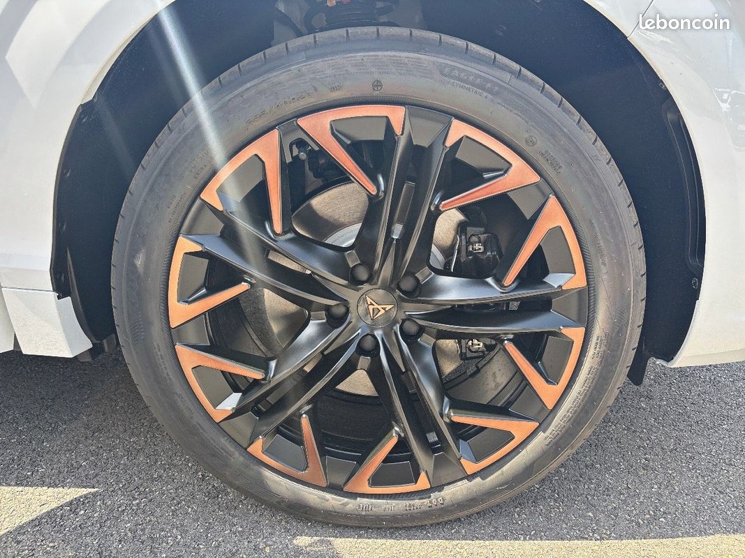 CUPRA Terramar 1.5 eHybrid 272 ch DSG6 VZ (image 9)