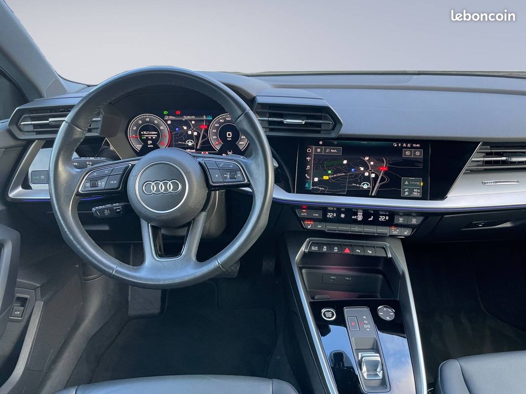 AUDI A3 Berline 35 TFSI Mild Hybrid 150 S tronic 7 Design Luxe (image 11)