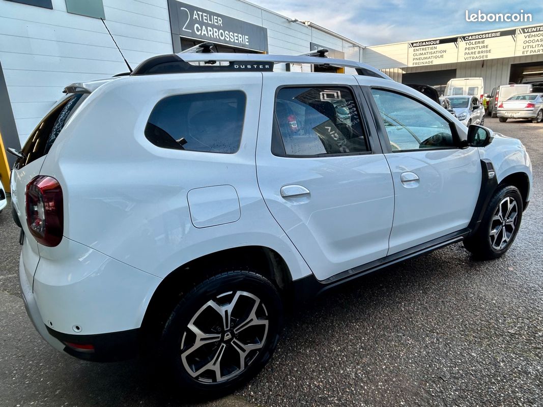 DACIA DUSTER Prestige Blue dCi 115 4x2 (image 3)
