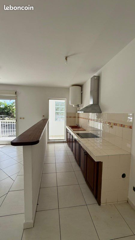 Appartement 3 pièces 80 m² · à Saint-André · 80 m² · 720 €