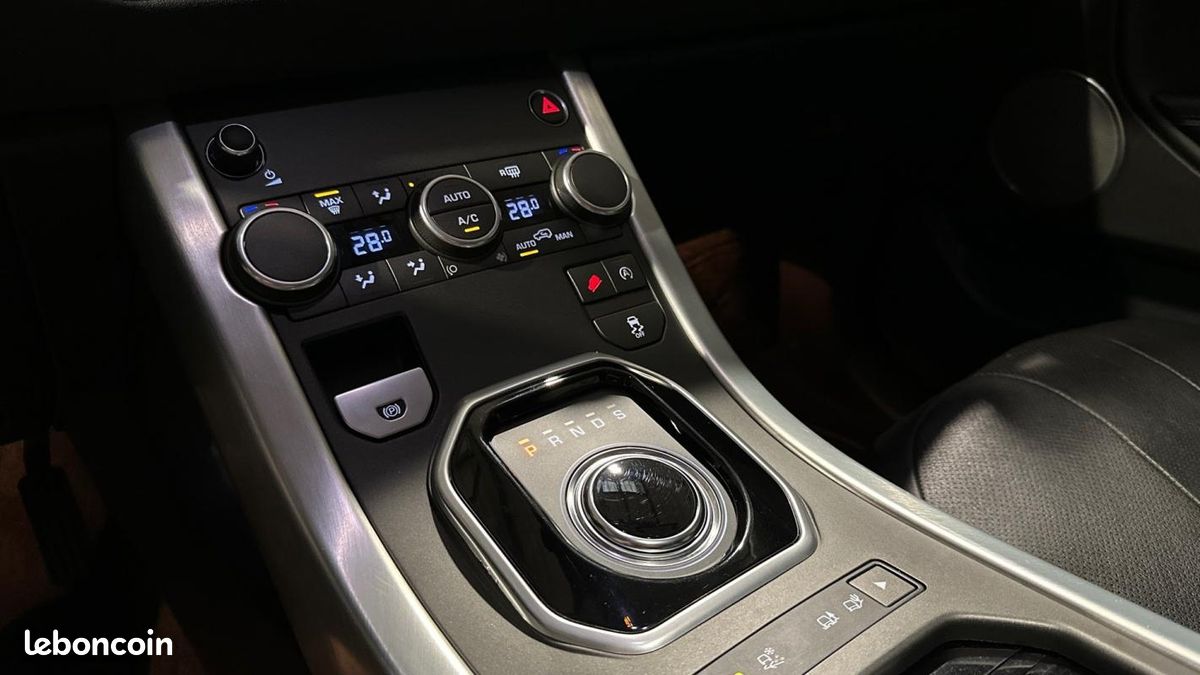 Land Rover Range Rover Evoque TD4 180 BVA Pure DISTRIBUTION OK - 1er MAIN (image 15)