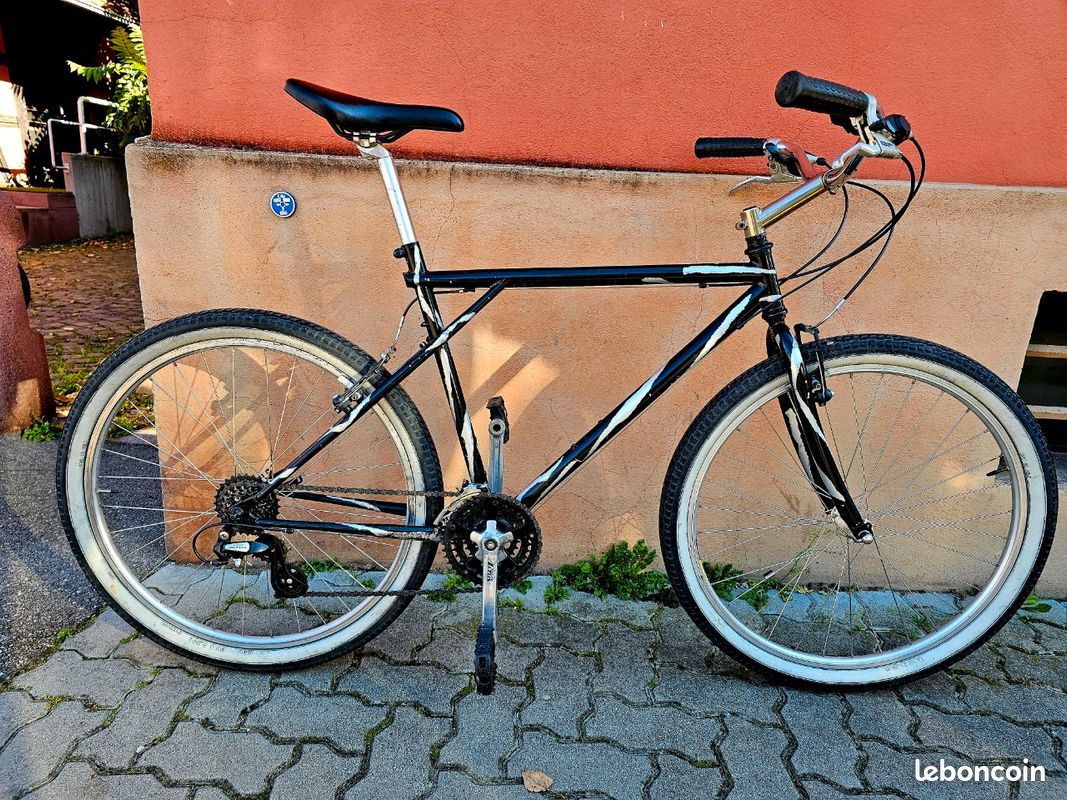 Velo commuter Gt outpost vtt vintage Vélos