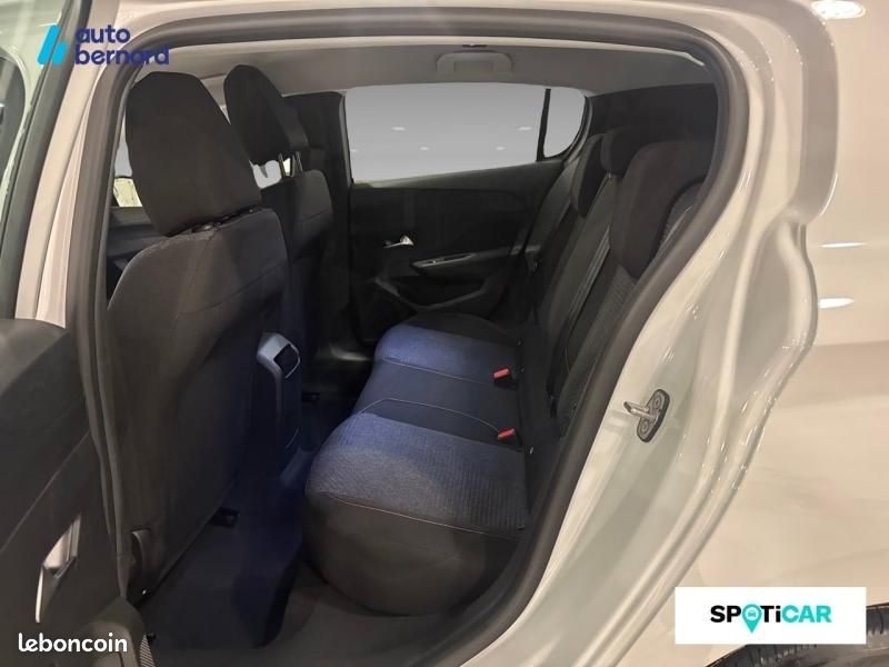 Peugeot 308 1.2 Hybrid 145ch Style e-DCS6 (image 10)