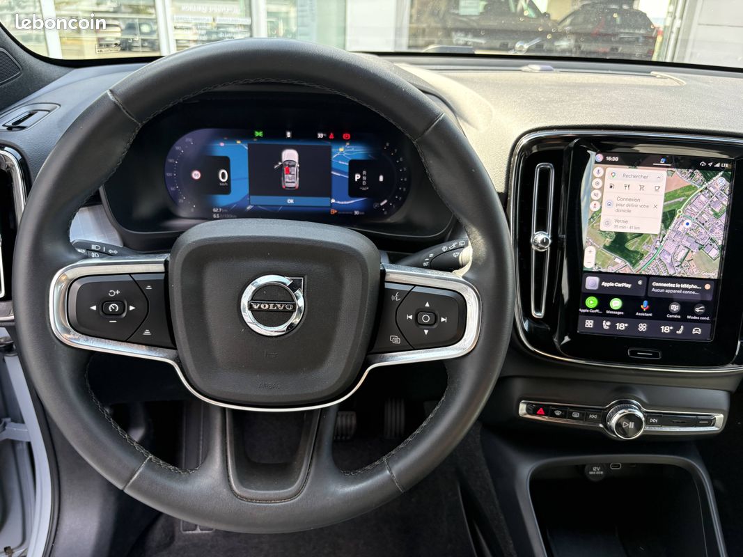 VOLVO XC40 B3 163 ch DCT7 Plus (image 20)