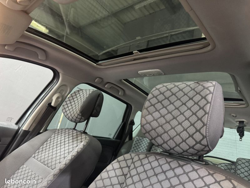 Renault SCENIC III 1.6 DCI 130CH ENERGY 15TH ECO² (image 7)