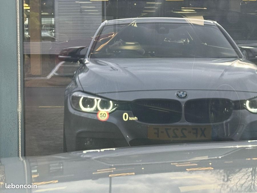 BMW Série 3 335i 306ch Xdrive M sport - Affichage tête haute Phares bi-xénon (image 21)