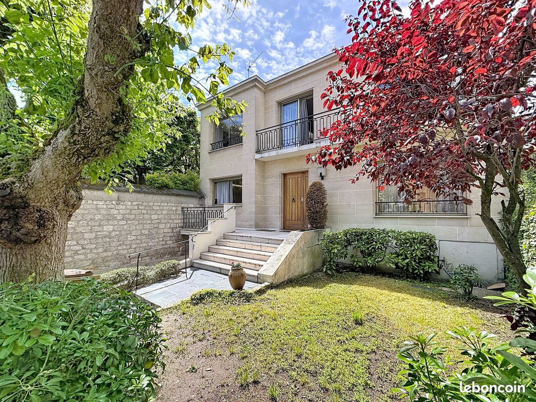 Maison 9 pièces 192 m² · à Colombes · 192 m² · 1 150 000 €