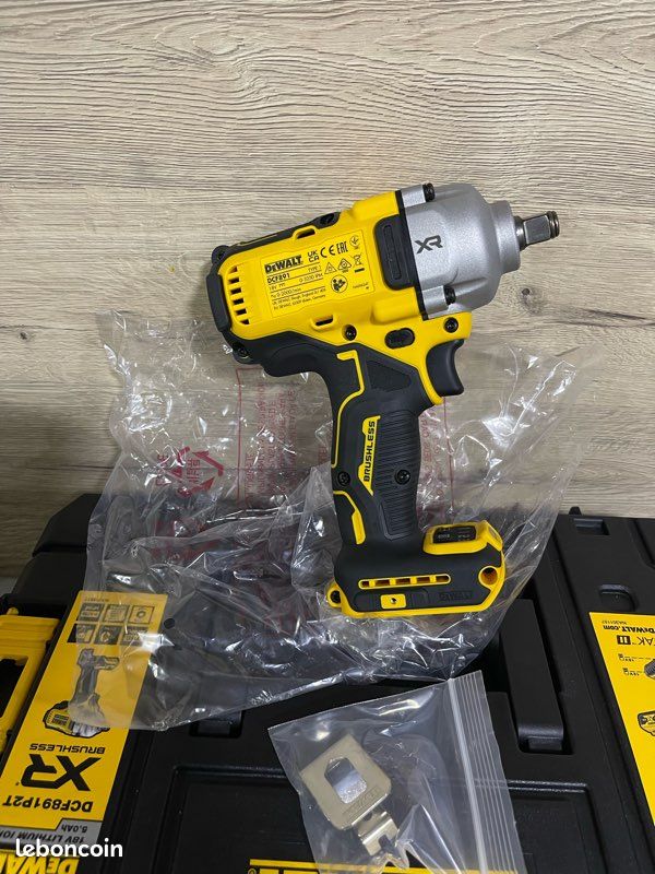 Clé à choc dewalt 813 nm brushless neuve (image 2)