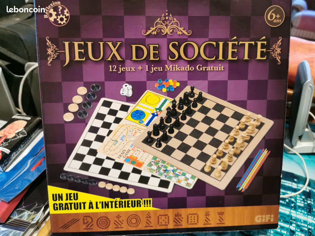 Boîte 12 jeux (image 1)
