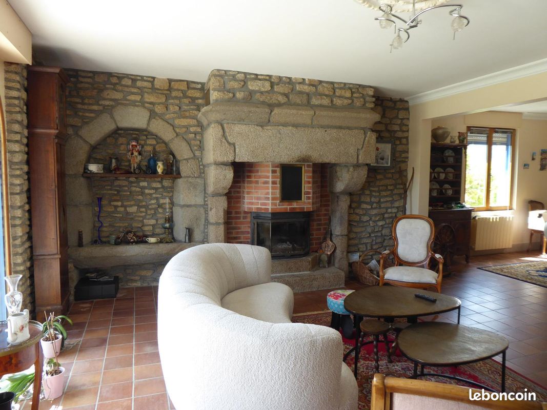 Maison 7 pièces 201 m² · à Lourmais · 201 m² · 418 000 €