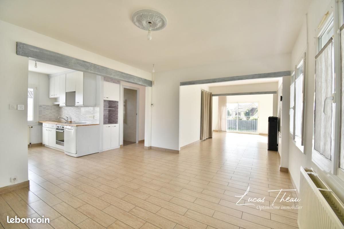 Maison 5 pièces 91 m² · à Saint-Sébastien-de-Morsent · 91 m² · 185 000 €