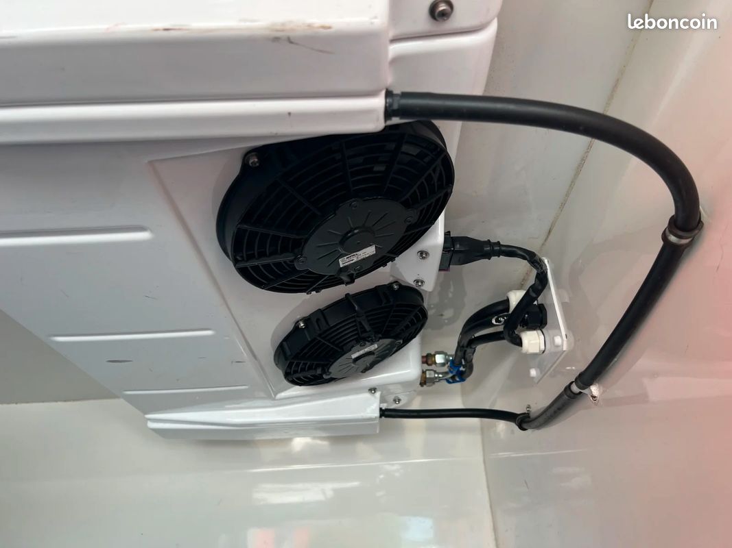 Renault trafic fourgon frigo l1h1 1000 kg 2.0l dci 120ch confort (image 37)