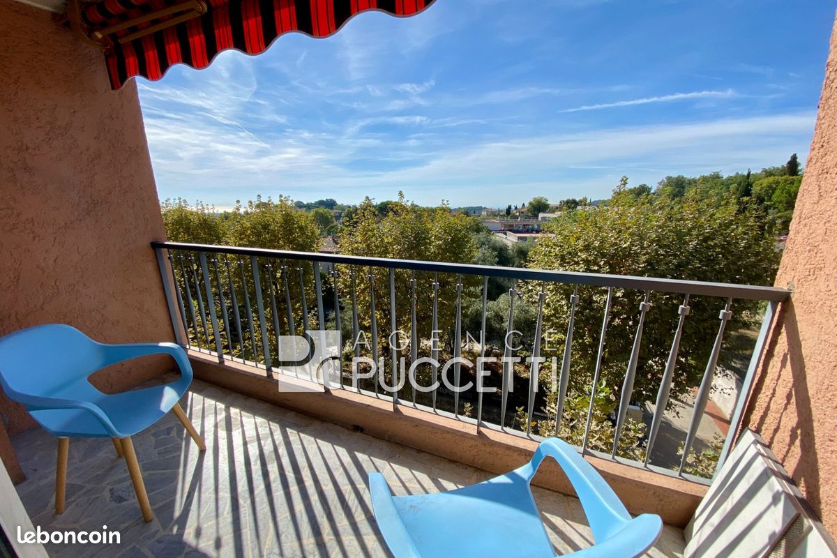 Appartement 2 pièces 48 m² · à Paris · 48 m² · 249 000 €