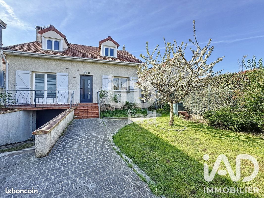 Maison 6 pièces 117 m² · à Grisy-Suisnes · 117 m² · 330 000 €