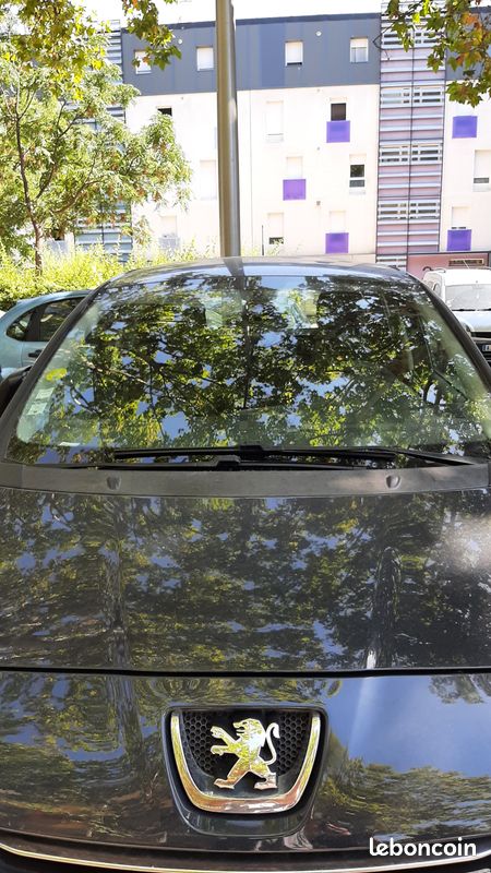Vendre voiture Peugeot 5008 (image 3)