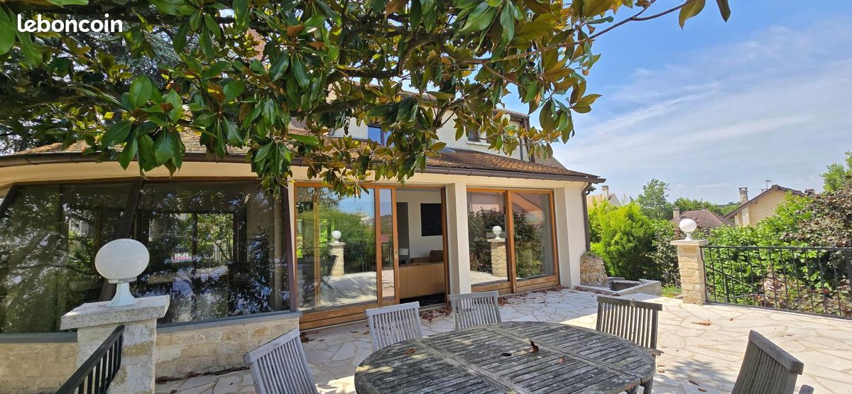 Maison 8 pièces 194 m² · à Villecresnes · 194 m² · 679 000 €