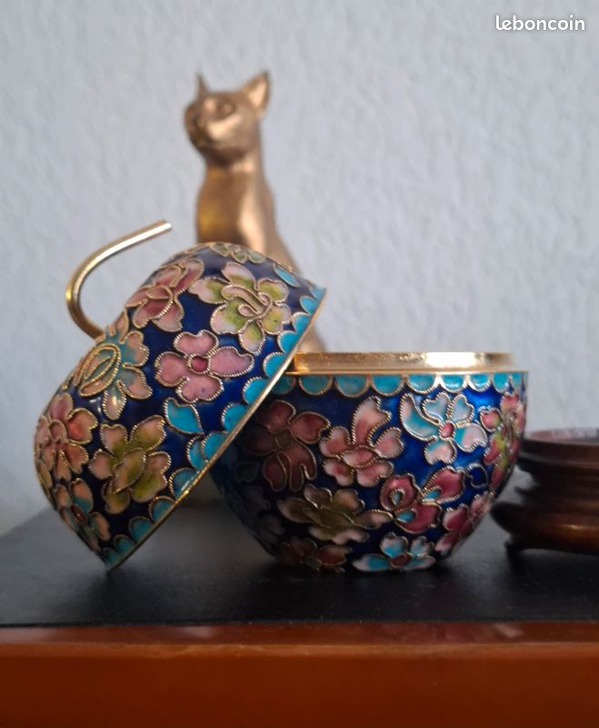 Boîte en émail cloisonné en forme de pomme 🍏 (image 5)
