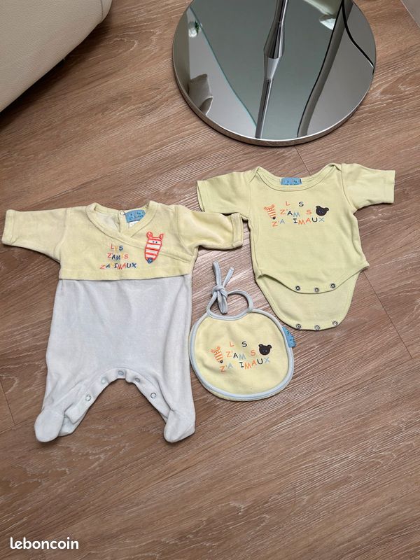 Lot Pyjama Naissance les z'amis z'animaux taille 50 cm parfait état (image 1)