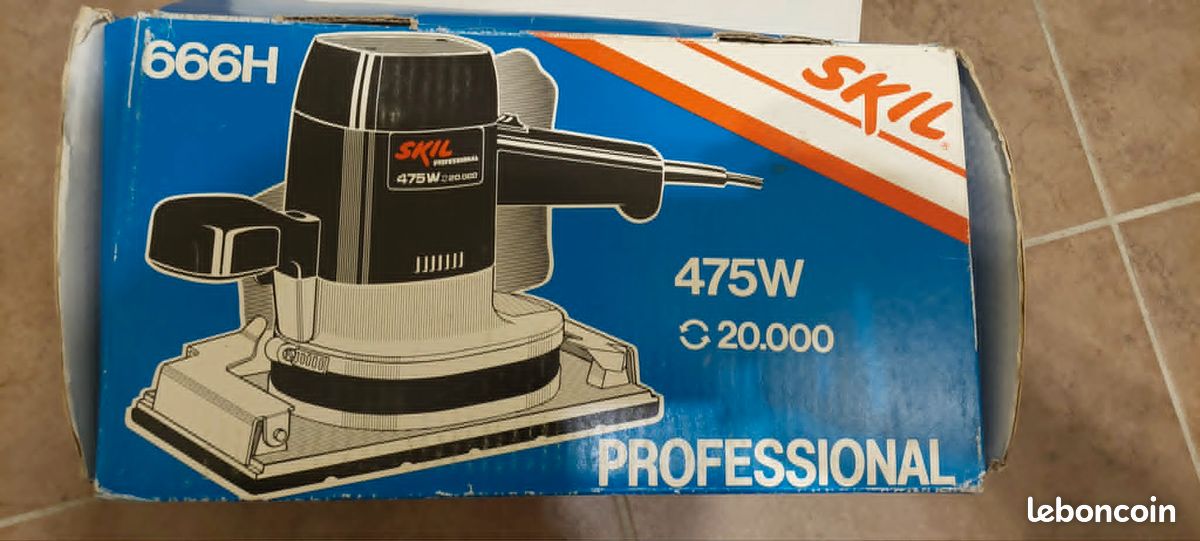 Ponceuse vibrante professionnelle de marque SKIL modèle 666H Puissance 475W Mouvement de ponçage à vide 20 000/min Notice d’utilisation fournie Très bon état (image 1)