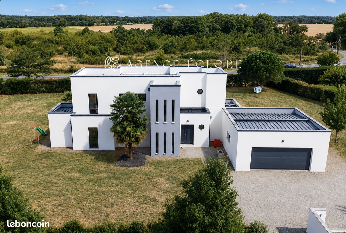 Maison 5 pièces 177 m² · à Ligugé · 177 m² · 549 900 €