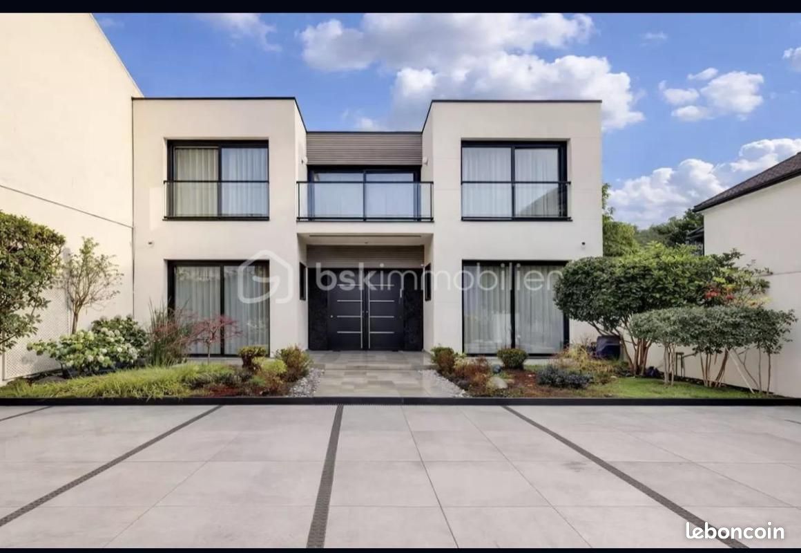 Maison 8 pièces 249 m² · à Le Perreux-sur-Marne · 249 m² · 1 735 000 €