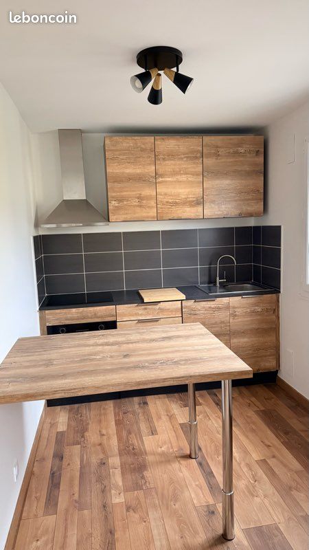Appartement 1 pièce 28 m² · à Saint-Marcellin · 28,1 m² · 500 €/mois