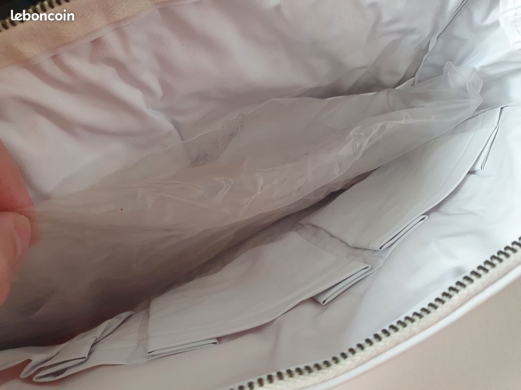 Trousse de toilette (image 3)