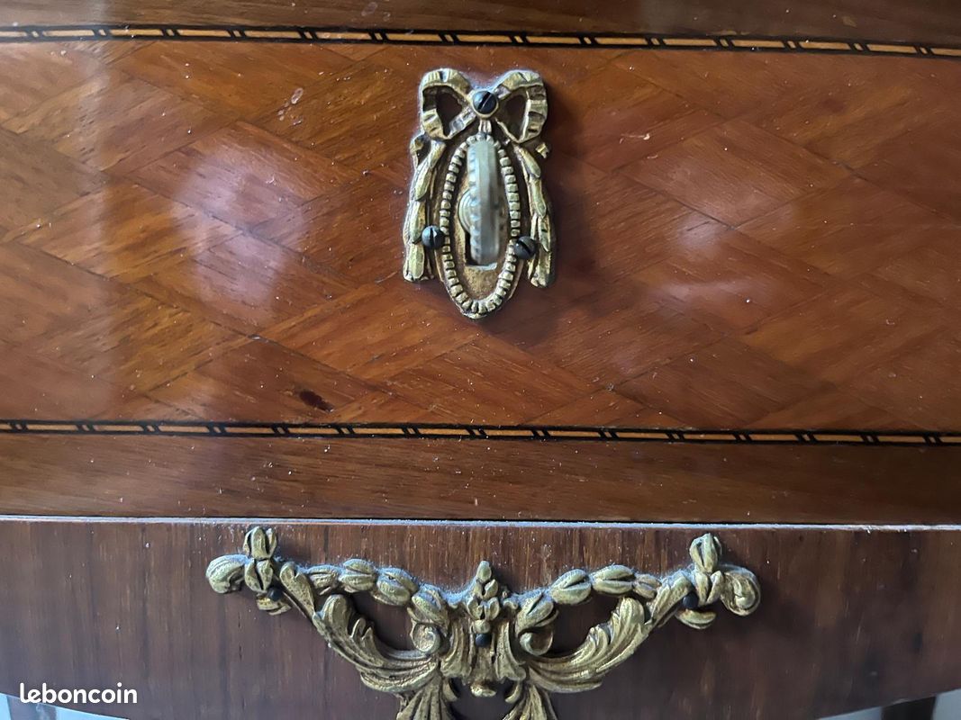 Commode (image 4)